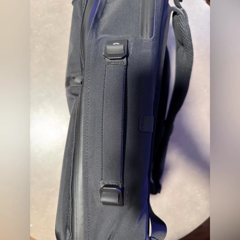 Black Ember Citadel R3  25L backpack